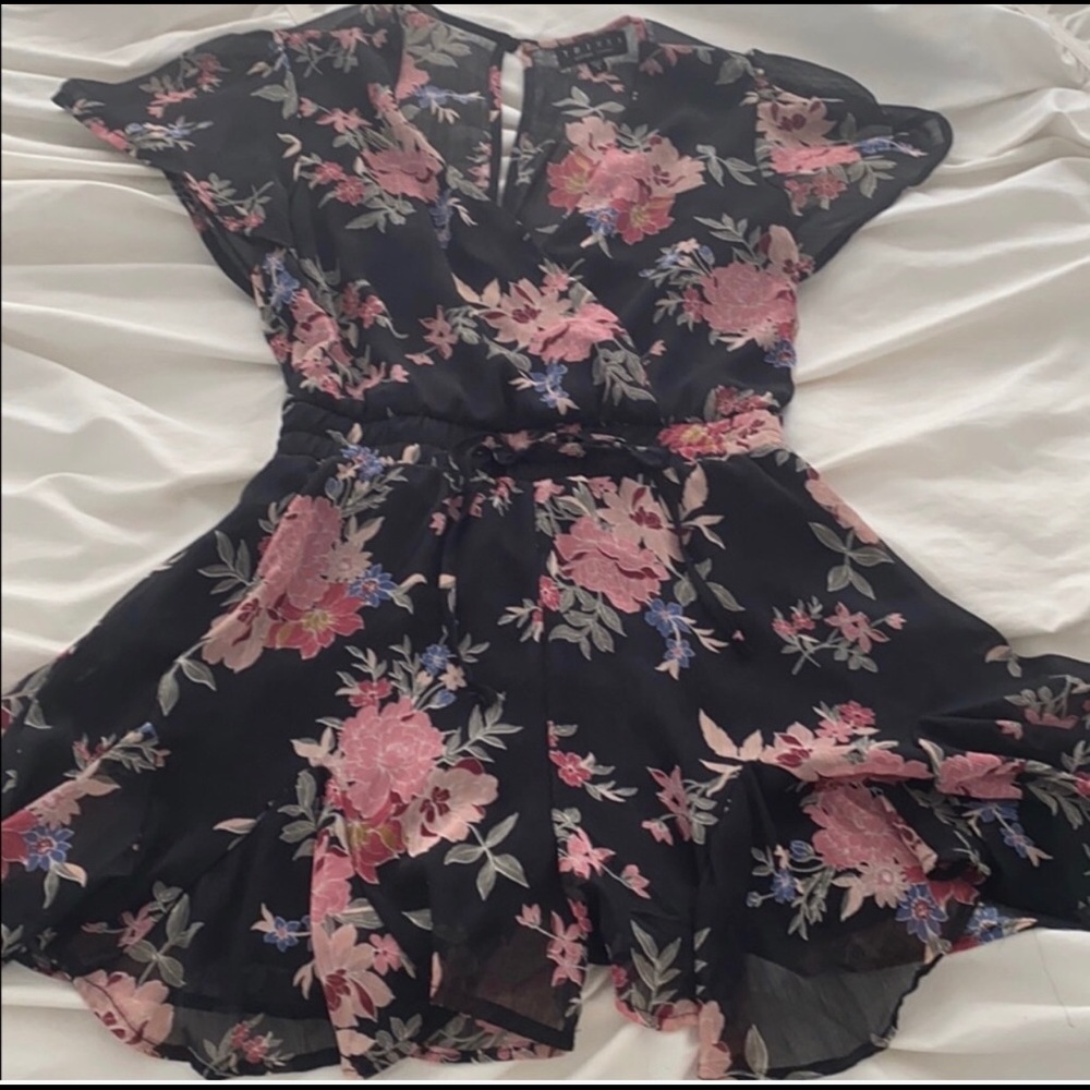 Black Floral Short Sleeve Romper